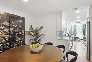 Two Expansive Hotel Suites Near French Quarter - 8