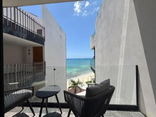 Oceanfront Condo Top Location Near 5th Ave - 8