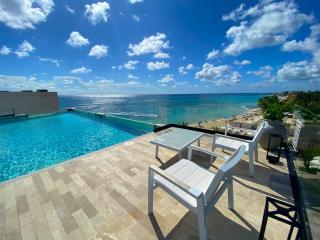 Oceanfront Condo Top Location Near 5th Ave - 9