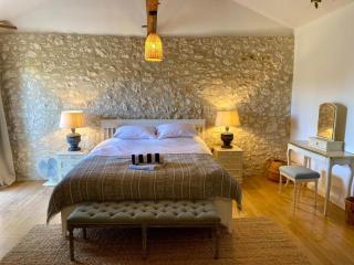 Saint-Marthe Sleeps 20 with Pool - Eymet - 8