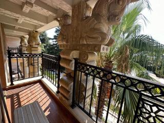 Argisht Palace Family Apartment - 0