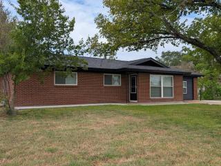 Convenient home 4beds 2 baths near A&M campus & Kyle Field - 9