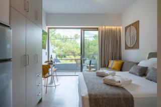 Pine View Urban Living 2 - 0