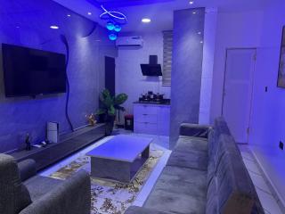 B-Max Luxury Apartments - 3