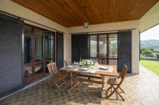 I Tre Fratelli Ad Arona 4BR, garden, jacuzzi, lake - 3