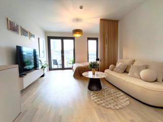 New Modern Apartment in Metropolis, Centrum & Nivy - 6