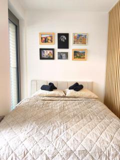 New Modern Apartment in Metropolis, Centrum & Nivy - 2