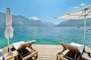 Private Terrace Living - Blue Flag Beach & Family Retreat near Kotor - 0