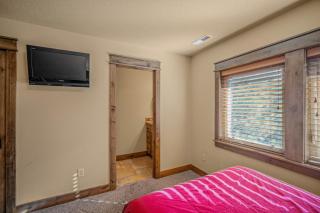 56658 Sunstone Loop - 4