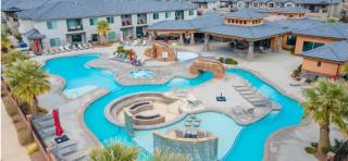 Spacious Villa with Lazy River, Pool & Hot Tub - 5