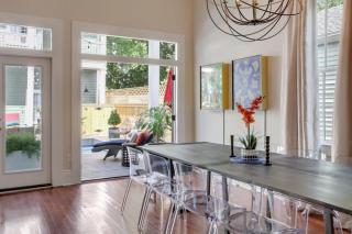 Gorgeous Upscale Home with Pool Garden District - 5