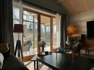 Idyllic cottage in the countryside - 0