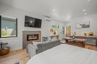 18160-2 Forestbrook Loop - 2