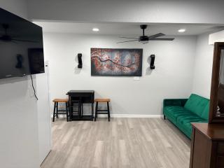 Retreat 1 Bedroom Studio! - 8