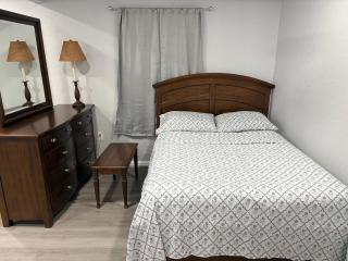 Retreat 1 Bedroom Studio! - 3