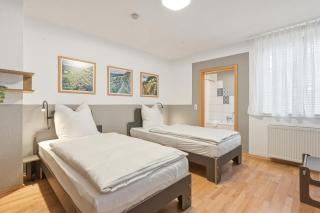 DOMEKY Backnang 2,2m Bett, zentral, Glasfaser für Business, Monteure, Familien - 5