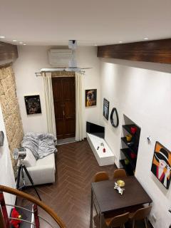 Vanity 8 - Mini Loft - 1