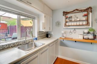 Walk to Downtown! ABQ Couple's Studio w/ Deck - 2