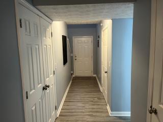 Stylish 3BR Townhouse - 9