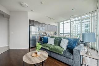 Sky-High 2BR with City Views - Lake Ontario Waterfront - 5