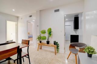 Spacious Cozy 3-bedroom Miami Apartment - 7