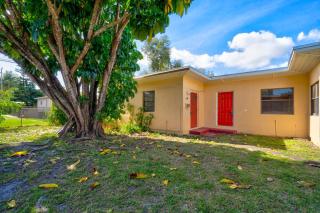 Spacious Cozy 3-bedroom Miami Apartment - 4