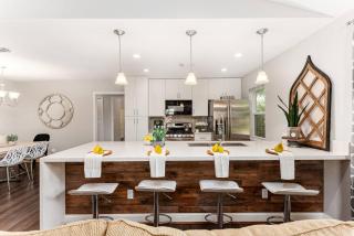 5mins to Great SW Equestrian Center, Sleeps 8, Premium Home - GJ - 0