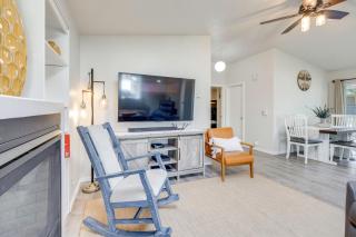 Walk to Seaside Beach Vacation Rental Cottage! - 7