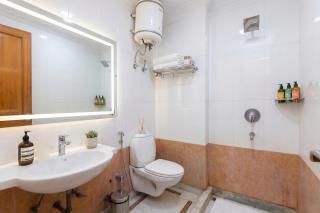 Hotel Kochar Continental Just Near Liberty Cinema And Sarai Rohilla Railway Station - 6