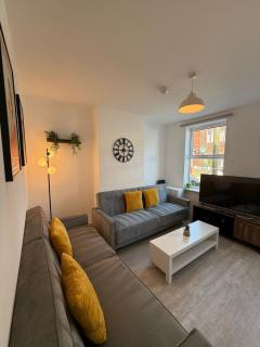 3 Bedroom House With Pool Table - 4