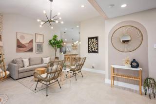 3BR Beautiful Katy Home With Firepit, Swing In Prime Location - HP - 4