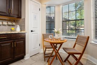 3BR Firepit Katy Home, Amazing Backyard - 3LT - 4