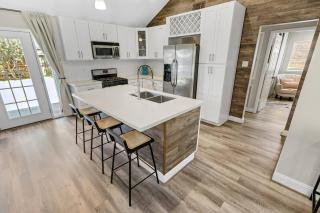 2BR Katy Retreat, Prime Location Fast Wi-Fi - PVT - 5