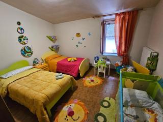 Da Caterina alla piccola cascata - 8