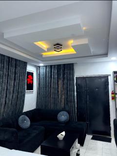 creo's mono manor-surulere - 2