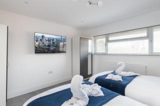 Oldbrook Executive Stay Prime Milton Keynes - 6