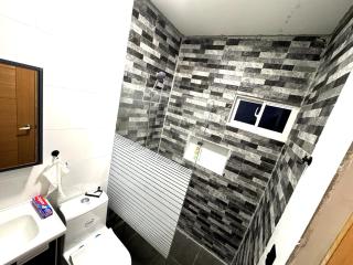 Suite moderna y cómoda en Azua - aire - Wifi - 8