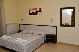 Il Santo - B&B Restaurant & Swimming Pool - 1