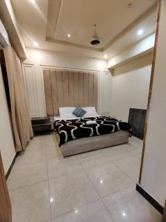 Jay Apartment - 2 bedroom apartment WiFi Netflix -Ac - Islamabad - 3