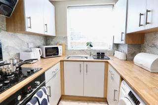 Stylish 1BR Retreat Close to Sheffield Centre - 6