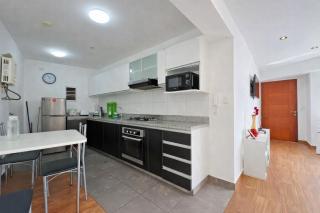 Apartamento moderno con vistas, WiFi gratis y cocina equipada - 7