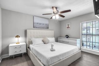 Cosatal 2BR Retreat with Pool 10mins from the Beach - 6
