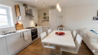 Cosy 2 Bed 2 bath - Free Parking - Reading Woodley - 3