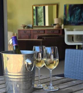 Riverside Retreat - 4