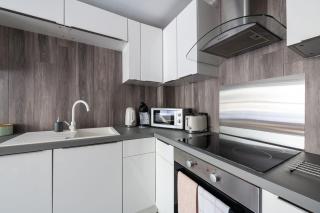Charming 1BR and Mezzanine with Free Allocated Parking - 8