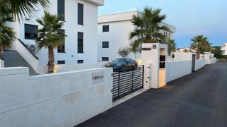 Penthouse Velebit Direct Sea Views Steps to Beach Luxury Stay - 9