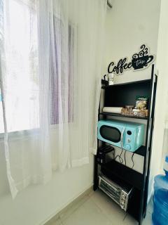 The blue pelican - 7