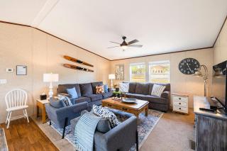 Blue Haven Lake Buchanan Waterfront Retreat with Private Dock - 4