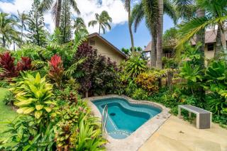 Beach Front Tunnels Beach Haven Pool & Hot Tub - 3