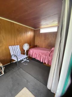 Waitomo Farmstay - Morepork Cabin 7 - 8